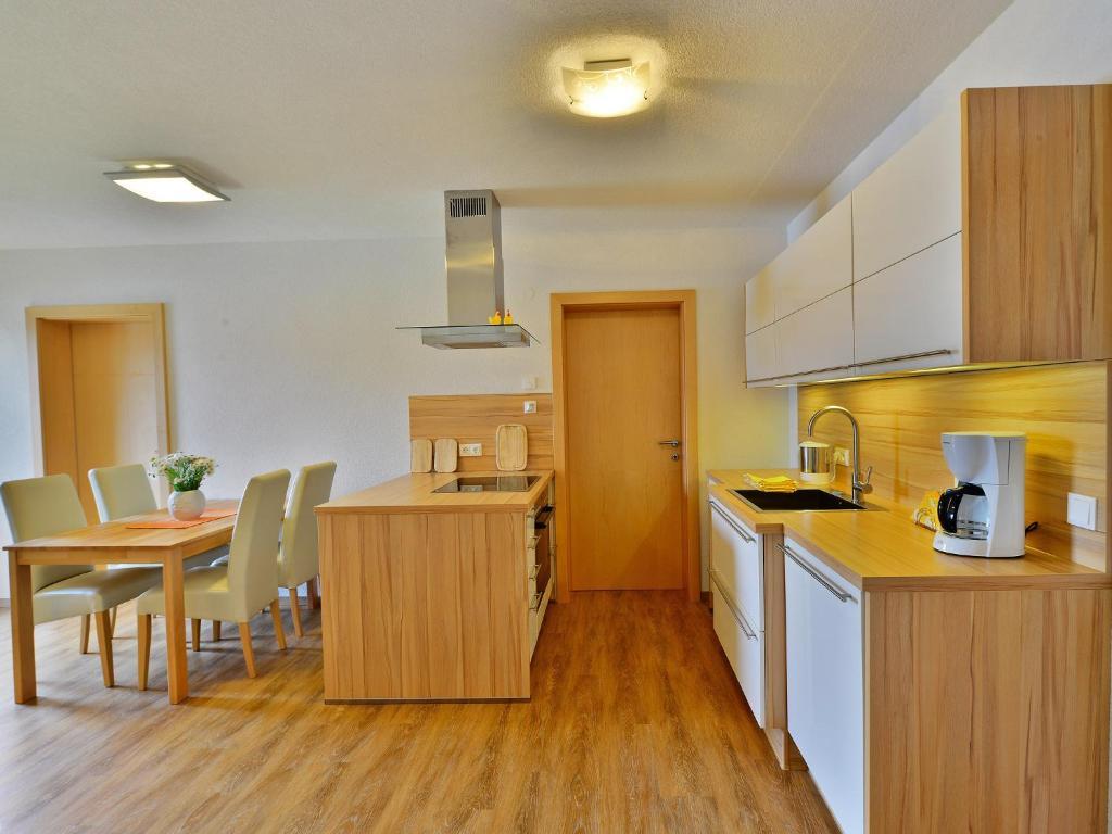 Fruehstueckspension Goetzfried-Hof Millstatt Room photo